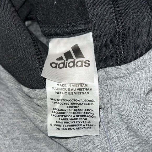 2 Adidas pull over hoodies size boys 6 & 8 - Picture 11 of 12